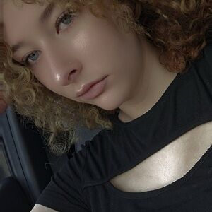 Meet your Posher, Faith